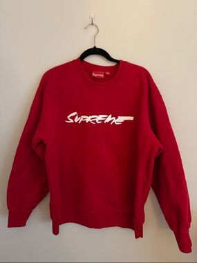 Supreme Cutout Logo Crewneck Red S size Crewneck Supreme Washed